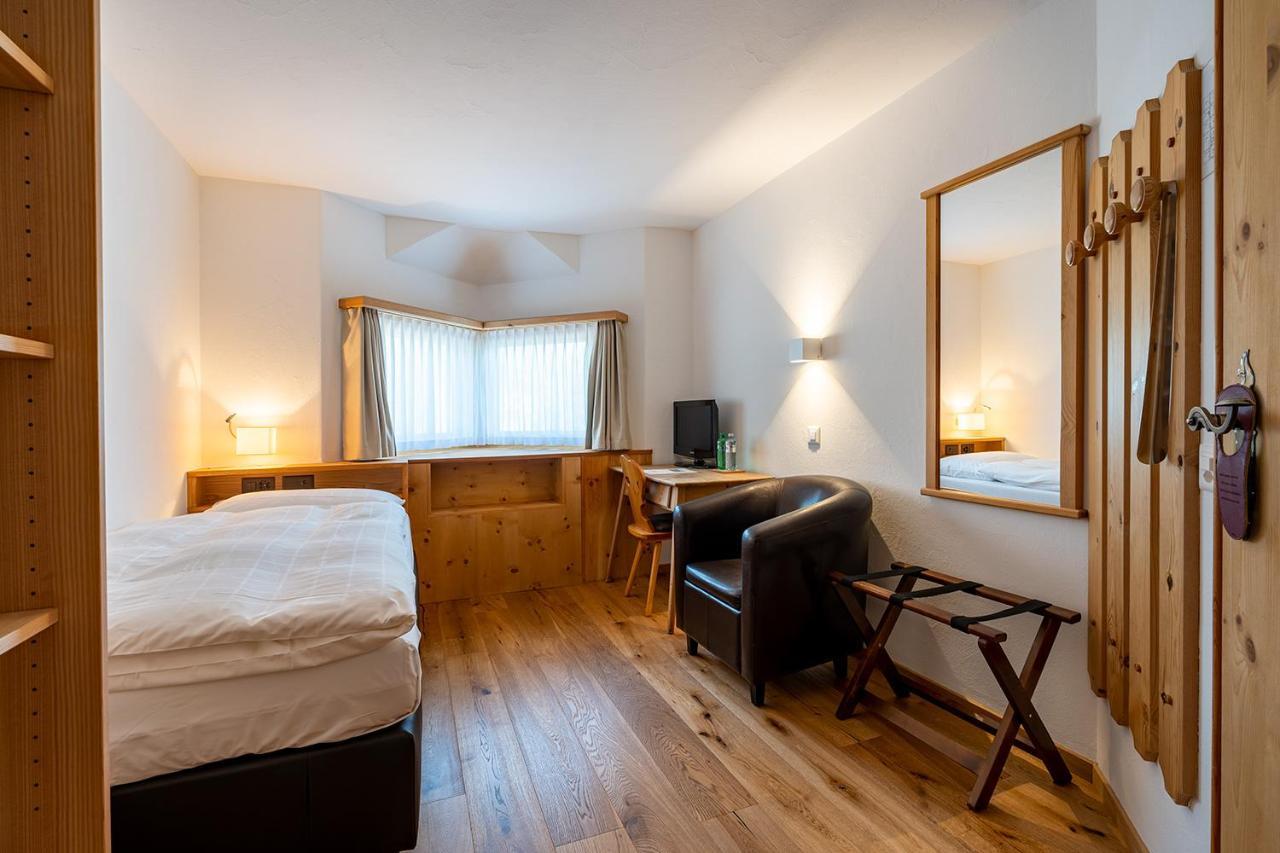 Hotel Saluver Celerina/Schlarigna Екстер'єр фото