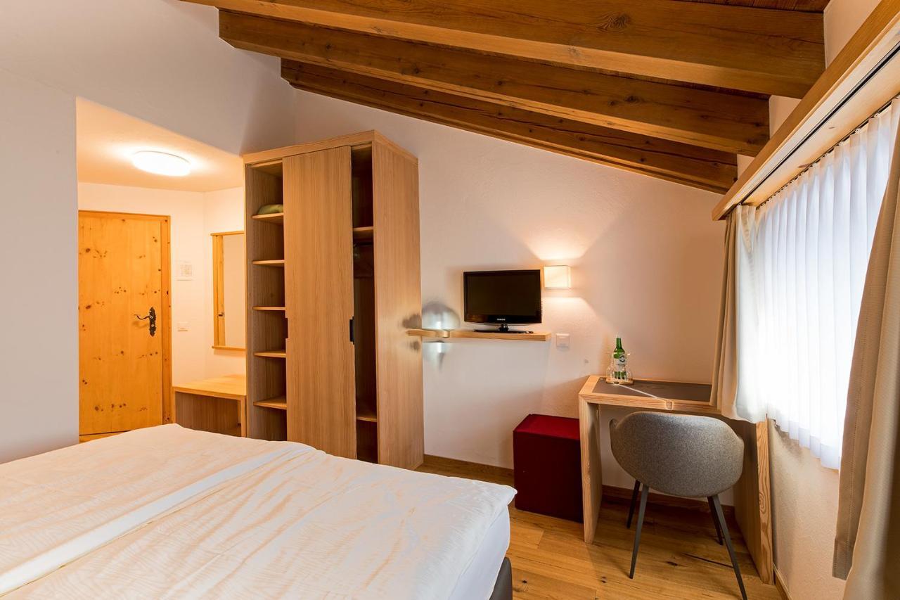 Hotel Saluver Celerina/Schlarigna Екстер'єр фото
