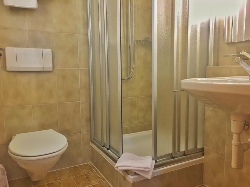 Hotel Saluver Celerina/Schlarigna Екстер'єр фото